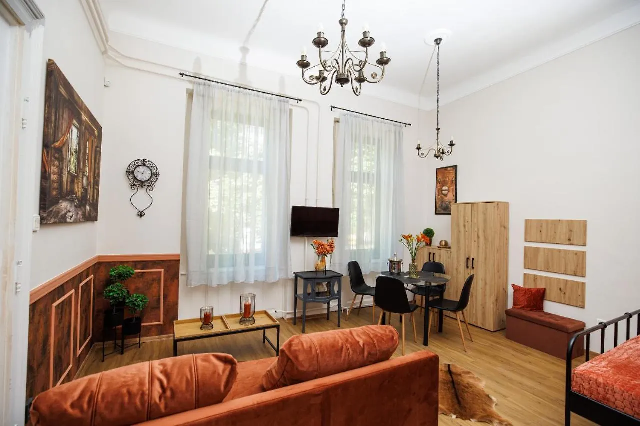 Szeged szíve - Bécsi színek apartman Apartman