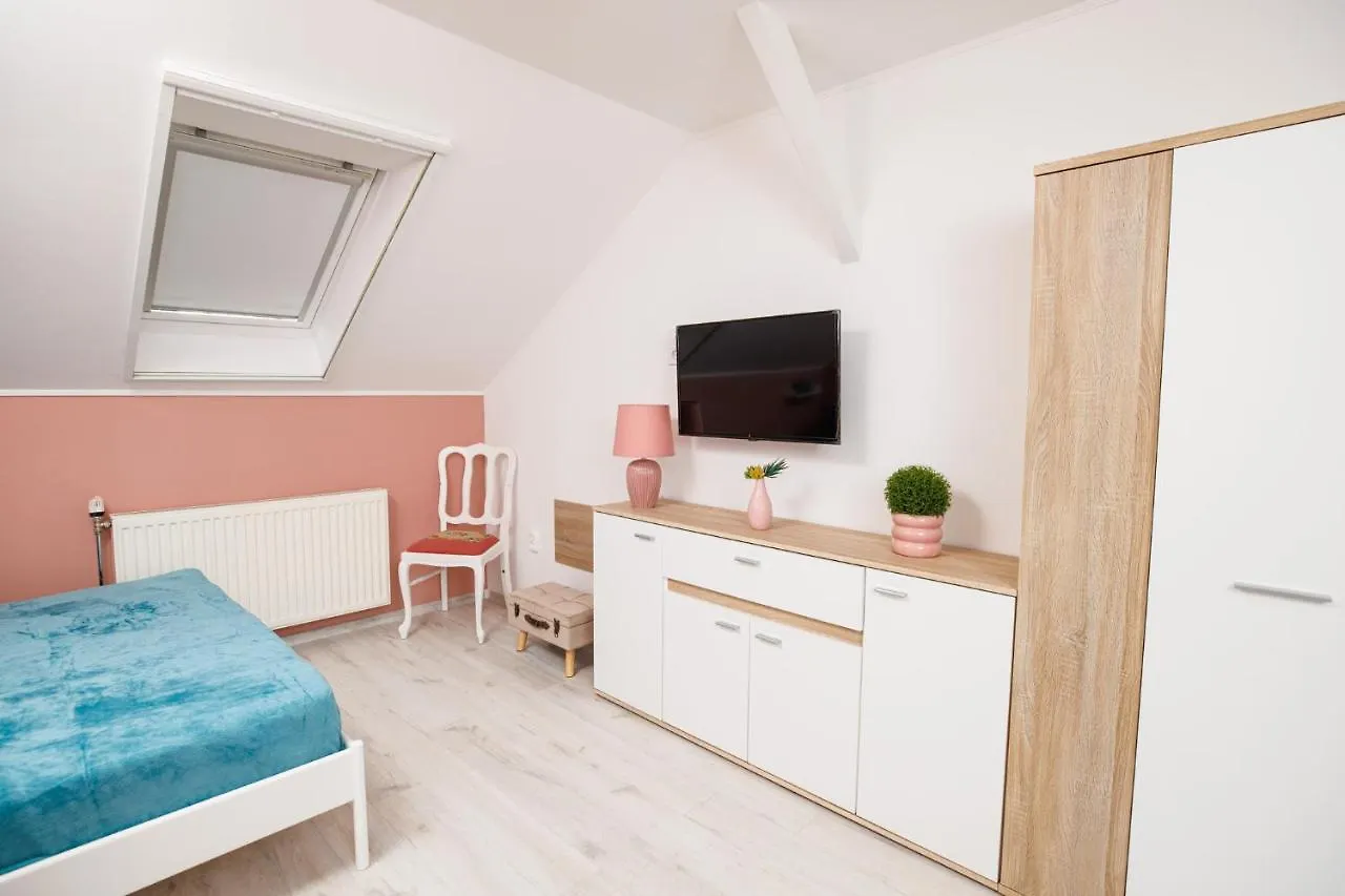Szeged szíve - Bécsi színek apartman Apartman